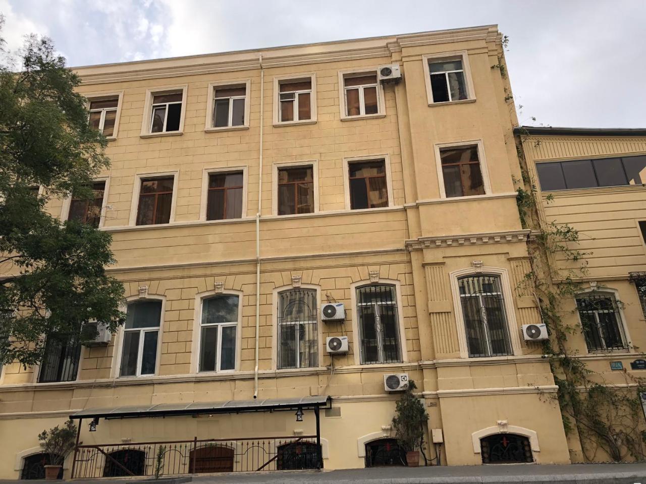 Clover Hotel Baku Formula 1 View Eksteriør bilde