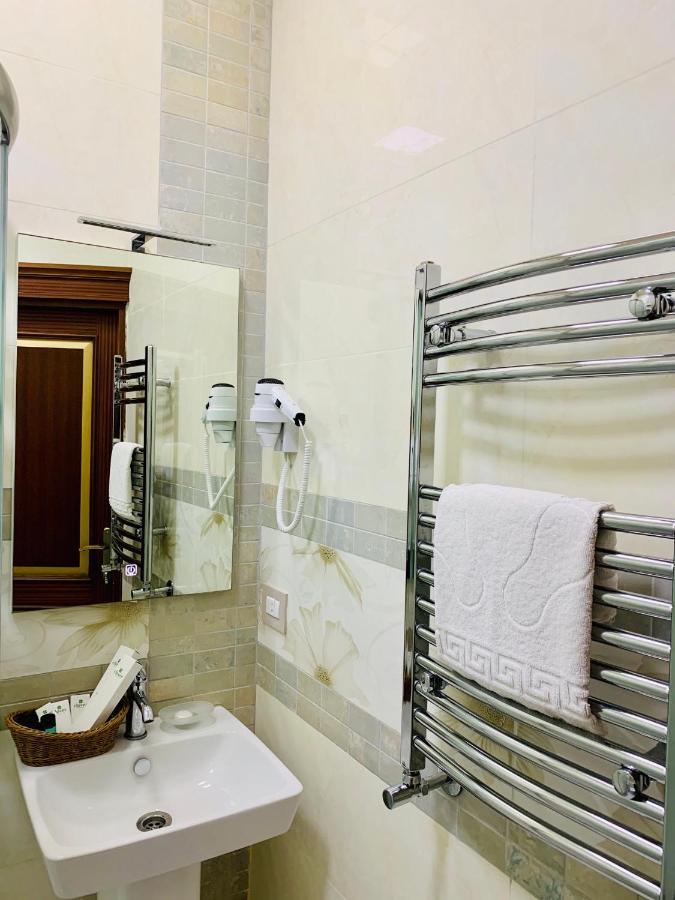 Clover Hotel Baku Formula 1 View Eksteriør bilde