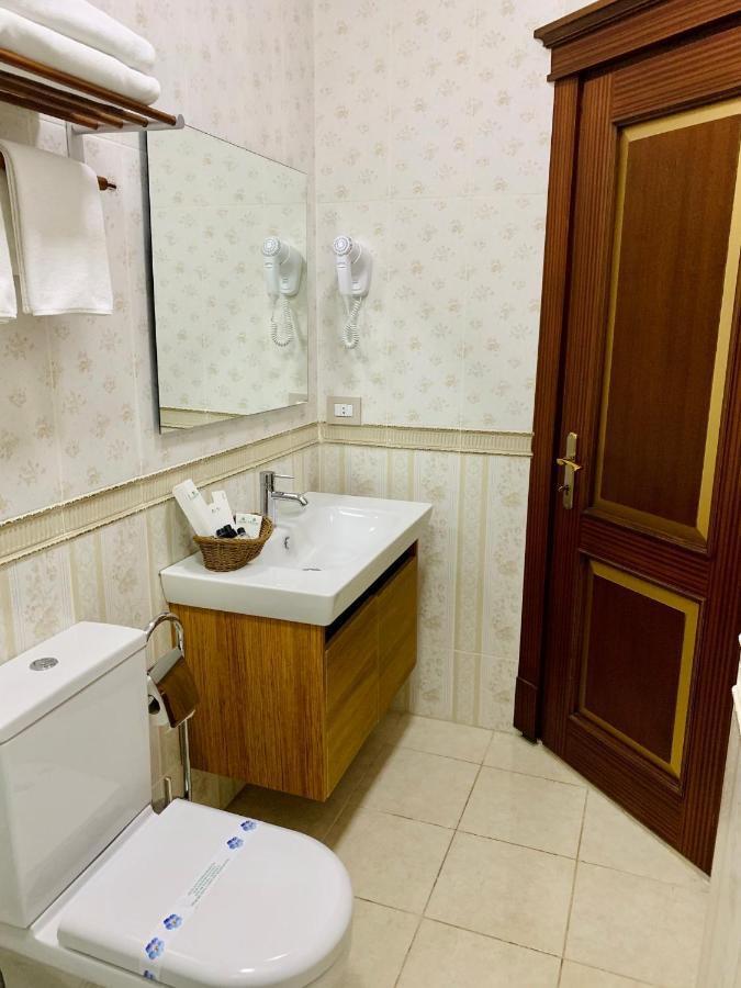 Clover Hotel Baku Formula 1 View Eksteriør bilde